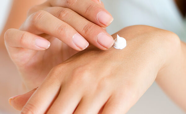 Mindful manicure: 4 easy steps towards softer hands