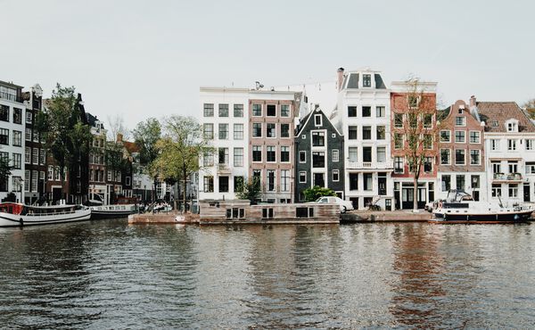 A slow escape in Amsterdam: How to explore the city like a local