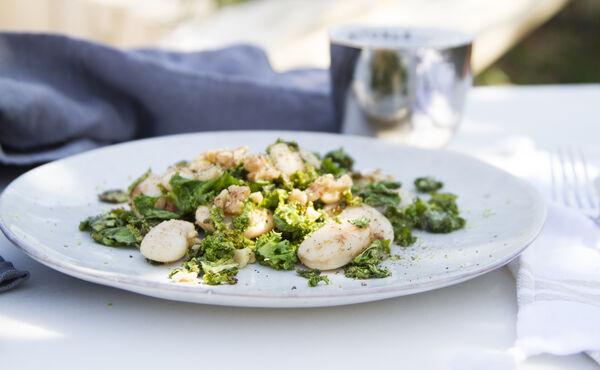 Baked lima bean salad with walnuts