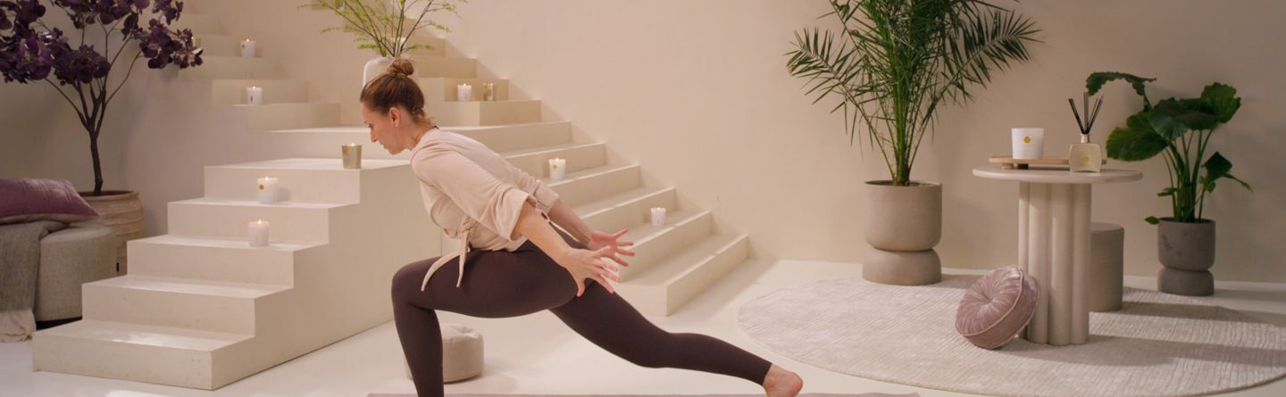 Despierta el cuerpo y la mente con esta revitalizante sesi&oacute;n de yoga