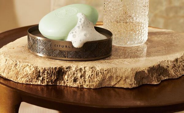 Czy prowadzenie domu w duchu „zero waste” jest możliwe? Rituals poszuka odpowiedzi na to pytanie.