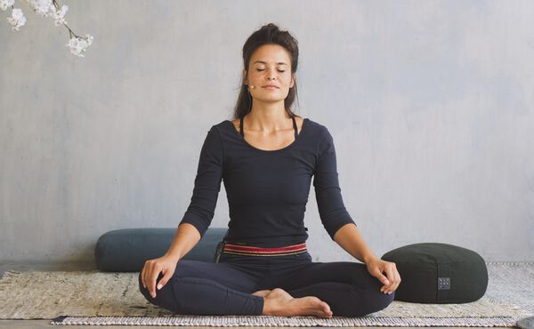 Les avantages d’une séance de yoga en soirée