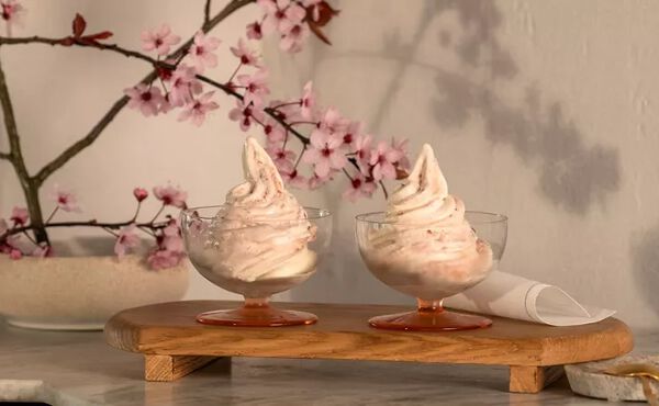 Quick no churn Sakura-inspired swirl ice cream
