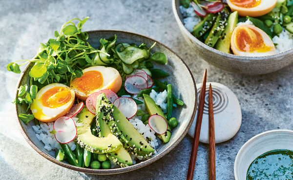 Matcha sushi salad: A healthy delight for summer evenings