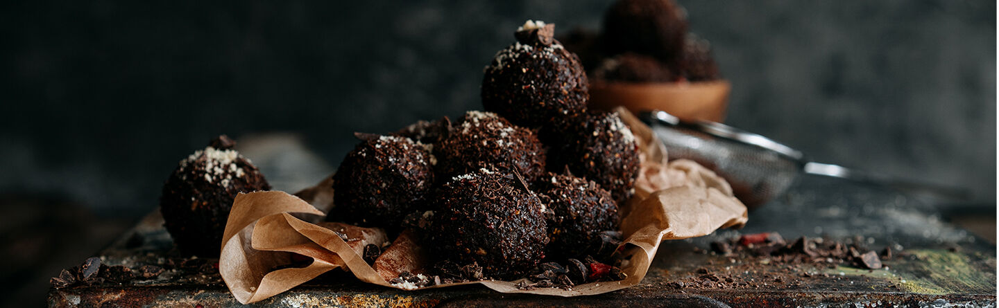 Cacao Goji bites: A mood boosting snack for when you need a little pick-me-up