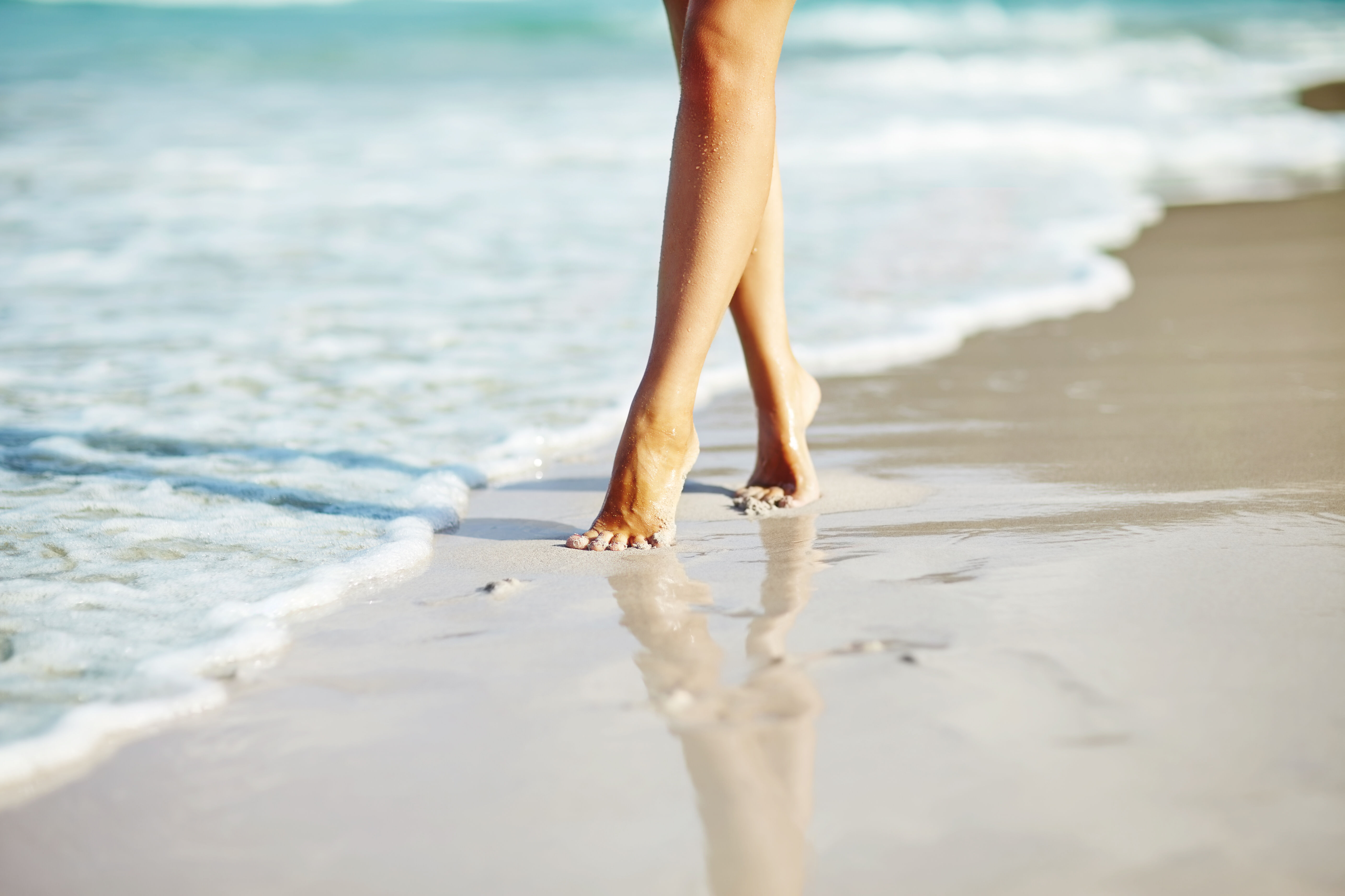 Trate Os Seus P&eacute;s com Uma Pedicure Caseira em 6 Passos Simples