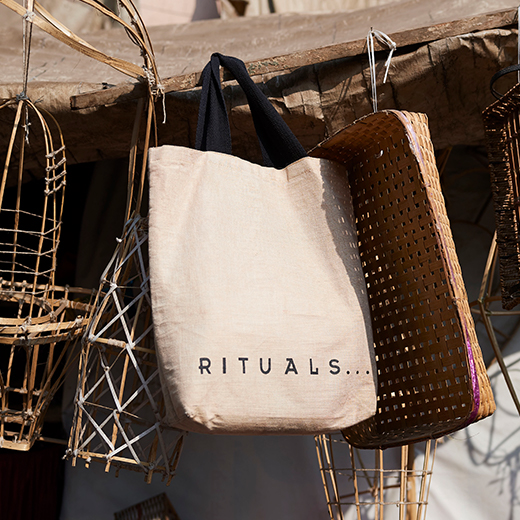 SHOP THE BAG